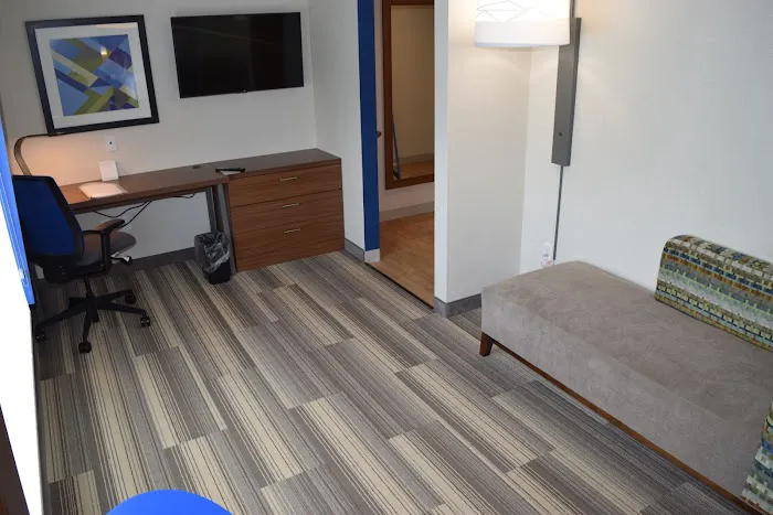 Holiday Inn Express & Suites Ithaca by IHG 4