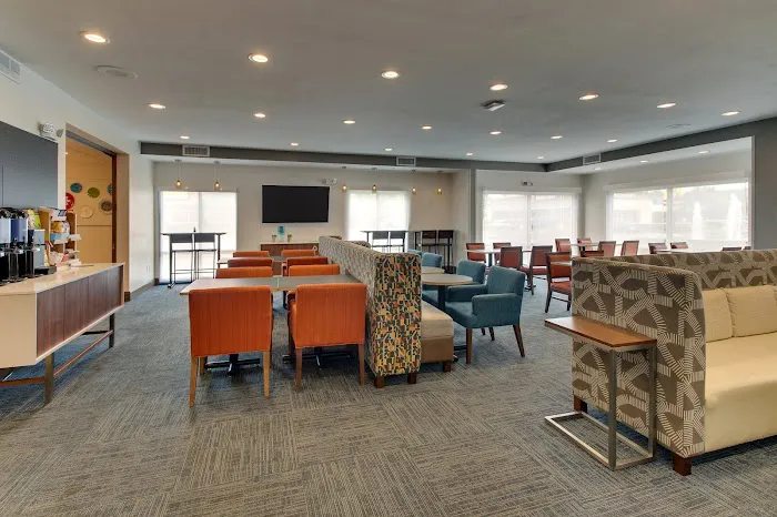 Holiday Inn Express & Suites Ithaca by IHG 4