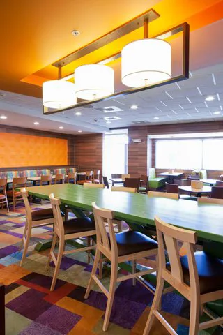 Fairfield Inn & Suites Ithaca 4