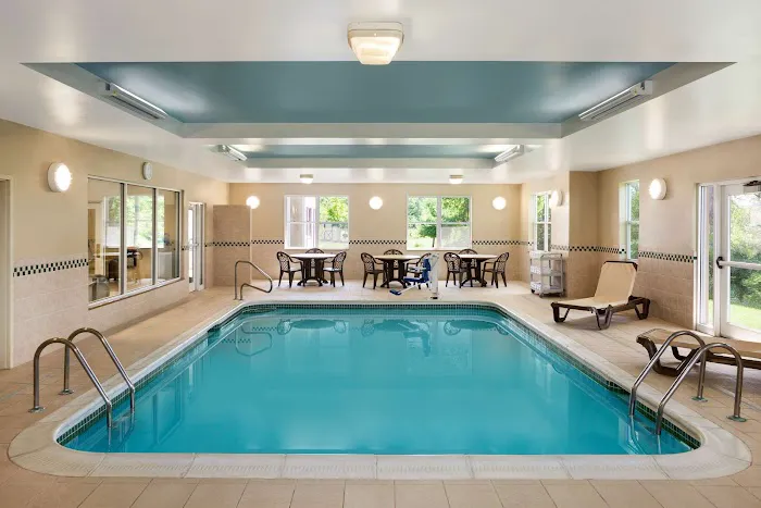 Country Inn & Suites by Radisson, Ithaca, NY 4