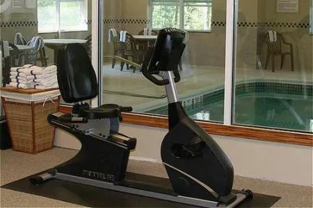 Country Inn & Suites by Radisson, Ithaca, NY 4
