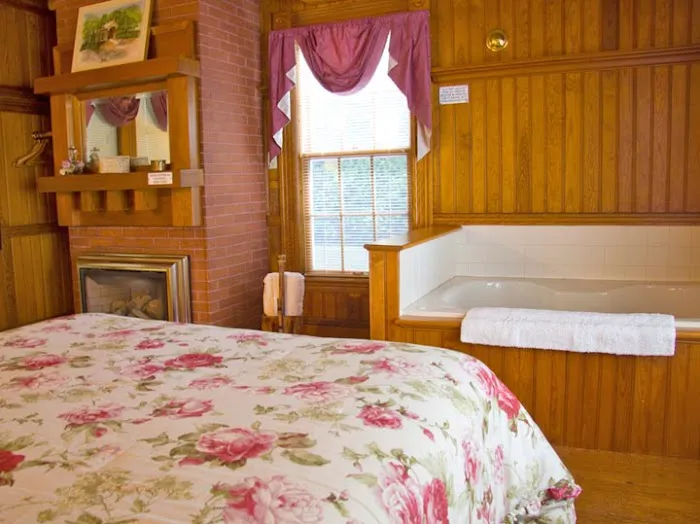 Inn At Smith Cove 4