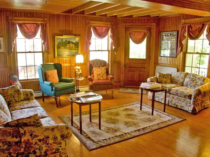 Inn At Smith Cove 4