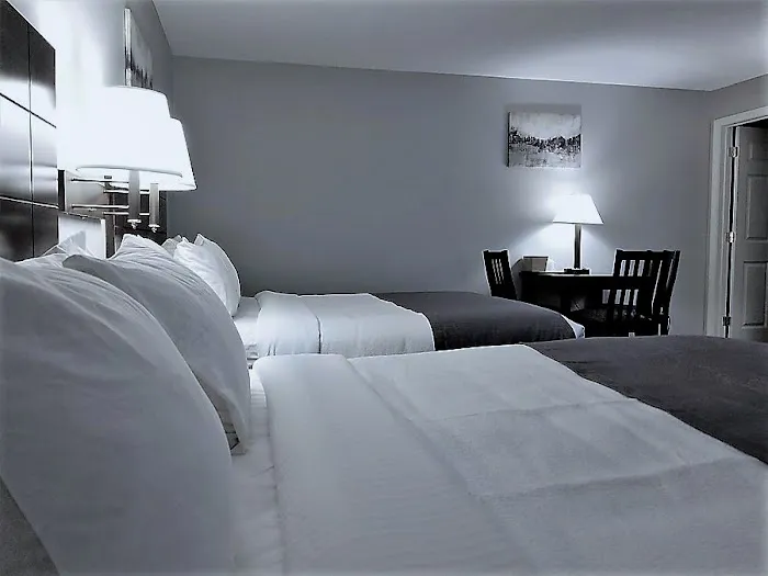 Mt Madison Inn and Suites 5