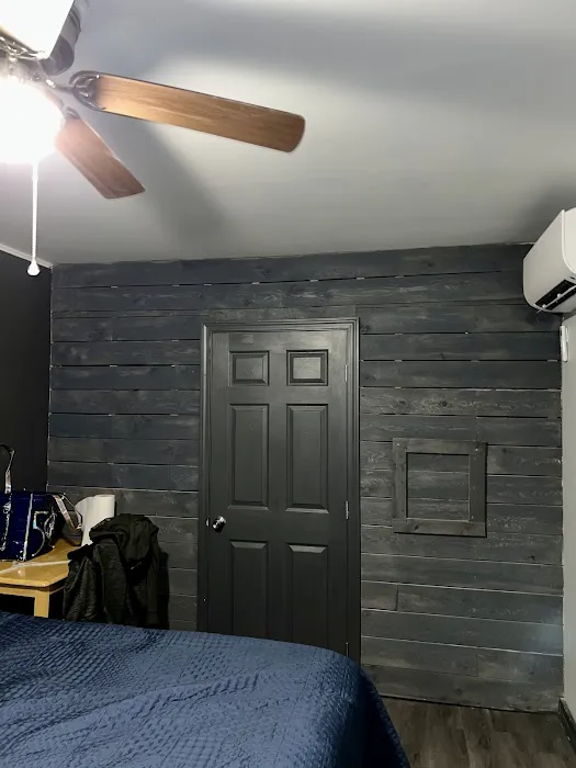 Five Corners Inn & Suites 5