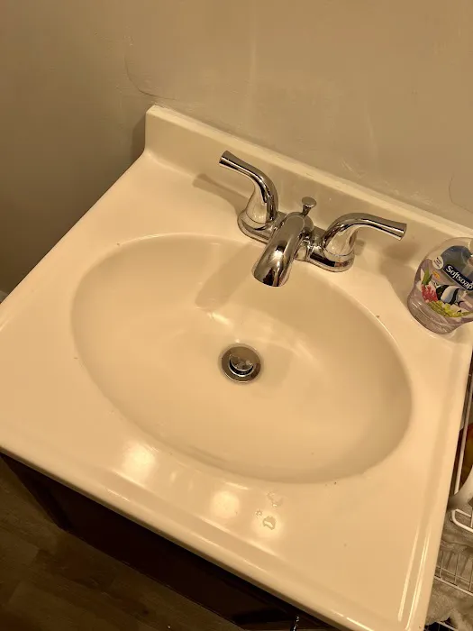 Five Corners Inn & Suites 5