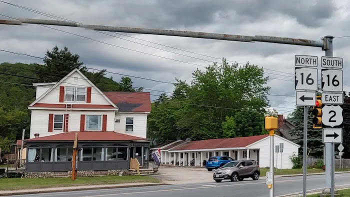 Five Corners Inn & Suites 5