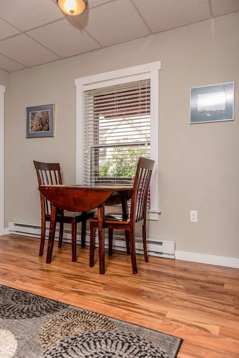 Strictly Moose Luxury Vacation Suites 5