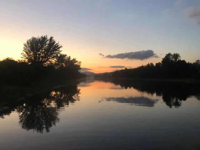T & D's Riverfront Getaway 4