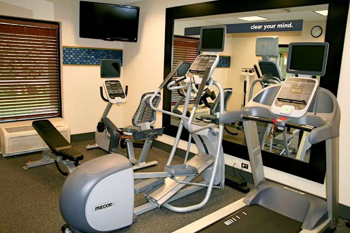 Hampton Inn Raynham-Taunton 4