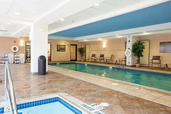 Hampton Inn Raynham-Taunton 4