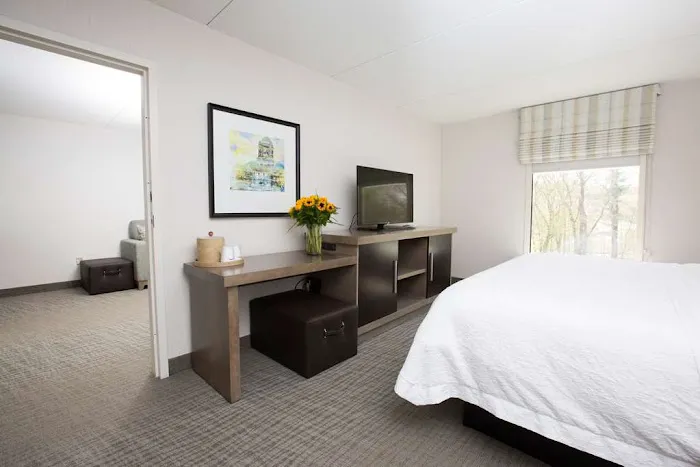 Hampton Inn Raynham-Taunton 4