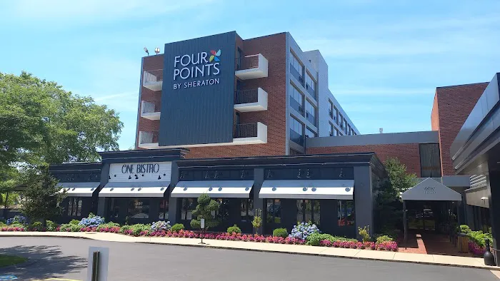 Four Points by Sheraton Norwood 4