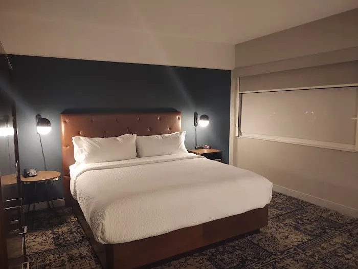 Four Points by Sheraton Norwood 4