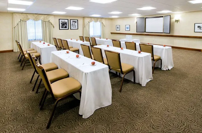 Hampton Inn Boston-Norwood 4