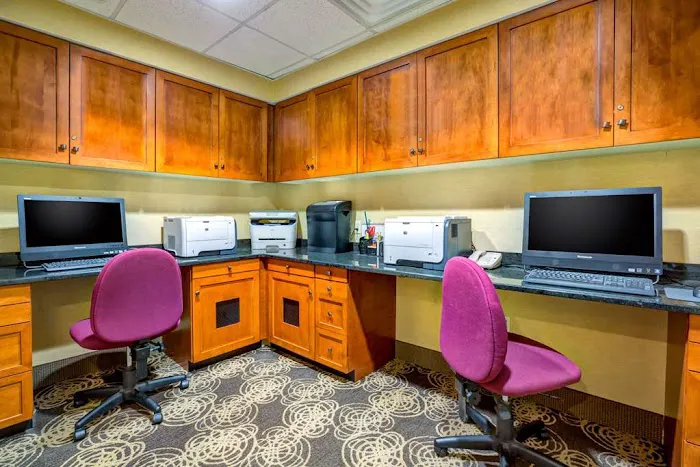 Hampton Inn Boston-Norwood 4
