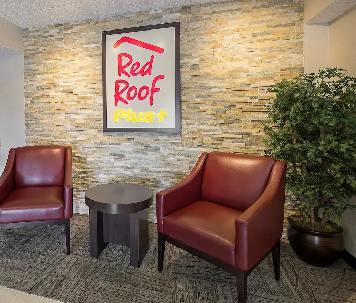 Red Roof PLUS+ Boston - Framingham 4