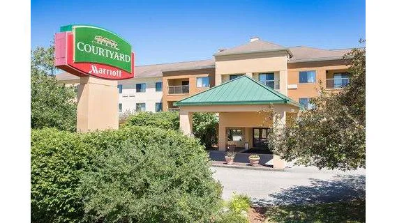 Courtyard Boston Westborough 4
