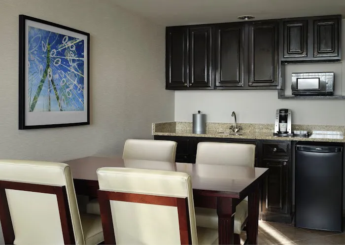 Holiday Inn & Suites Marlborough by IHG 4
