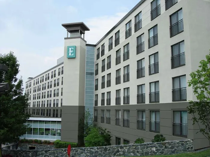 Embassy Suites by Hilton Boston Marlborough 4