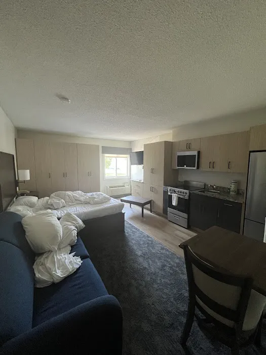 Residences at Solomon Pond 4