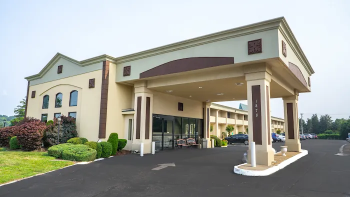 Riverview Inn & Suites 4
