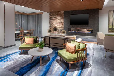 Fairfield Inn & Suites Somerset 4