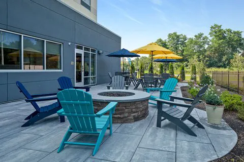 Fairfield Inn & Suites Somerset 4