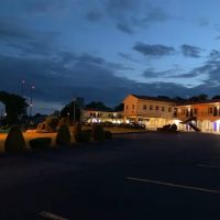 Orbits Inn ico