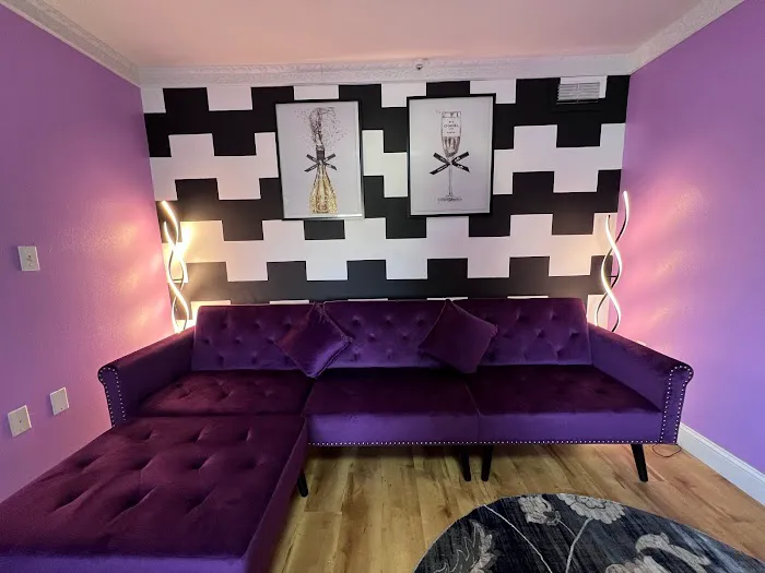 Orbits Inn 4