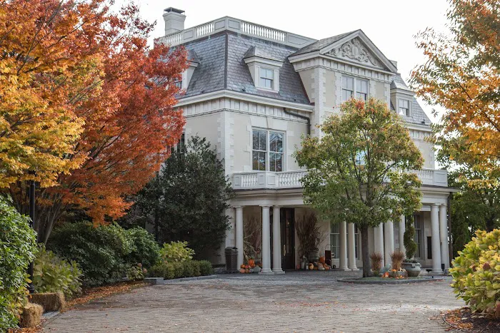 The Chanler at Cliff Walk 4