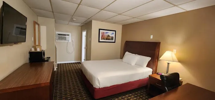 Nashoba Valley Inn & Suites 4