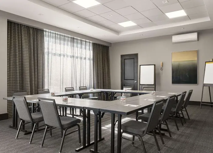 Hampton Inn & Suites Worcester 5