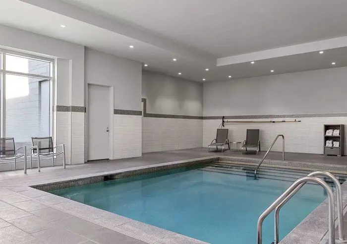 Hampton Inn & Suites Worcester 5