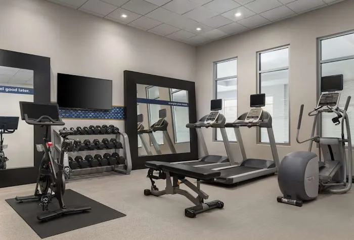 Hampton Inn & Suites Worcester 5