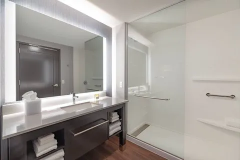 Residence Inn Manchester Downtown 5