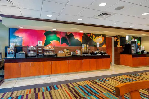 Fairfield Inn & Suites Hooksett 5