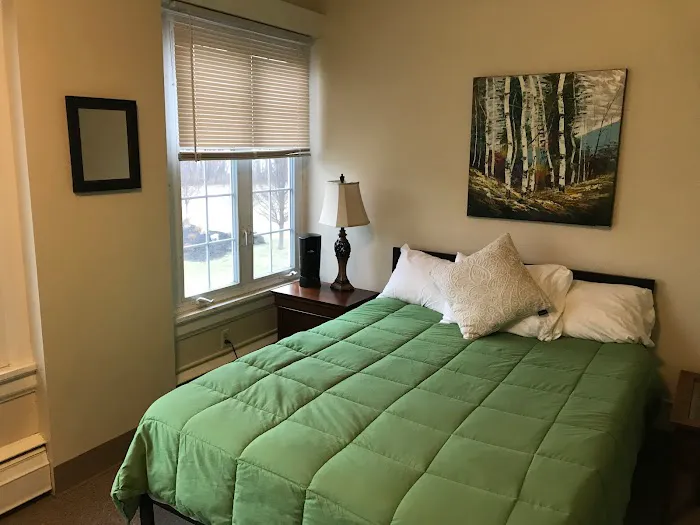 Suncliff Inn on the Lake 4