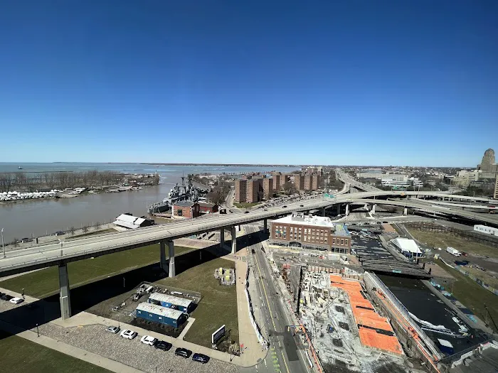 Buffalo Marriott at LECOM HARBORCENTER 5