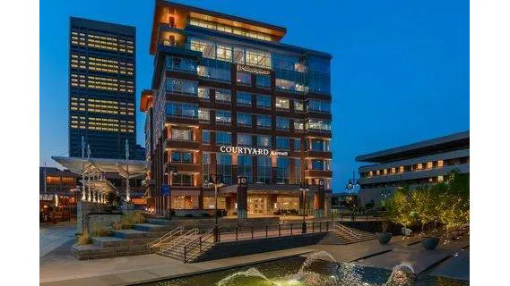 Courtyard Buffalo Downtown/Canalside 5