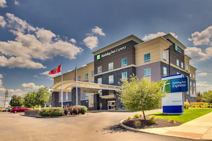 Holiday Inn Express Cheektowaga North East, an IHG Hotel 4