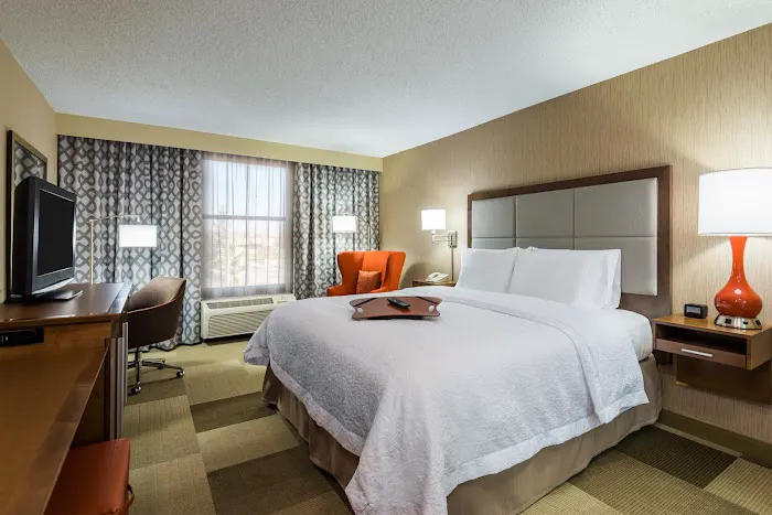 Hampton Inn Buffalo-Airport/Galleria Mall 4