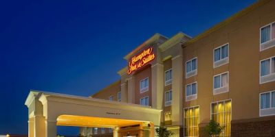 Hampton Inn & Suites Buffalo Airport