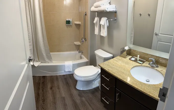 TownePlace Suites Buffalo Airport 4