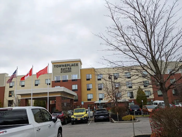 TownePlace Suites Buffalo Airport 4