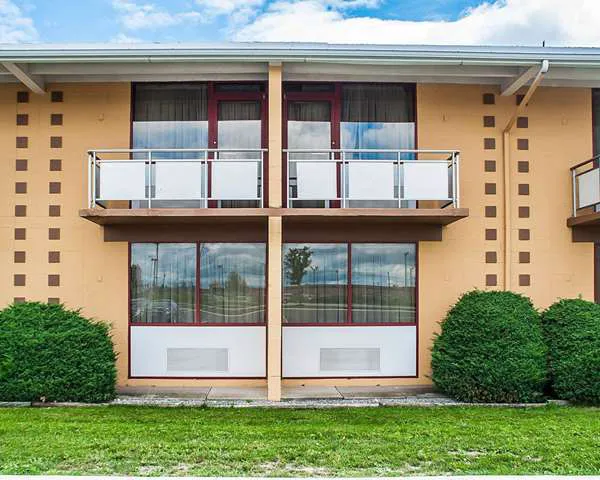 Quality Inn Airport 4