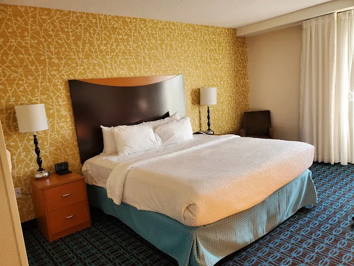 Fairfield Inn & Suites Buffalo Airport 4