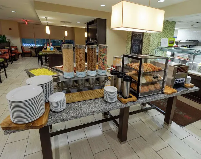 Hilton Garden Inn Buffalo Downtown 5