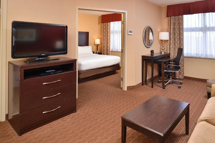 Holiday Inn Express & Suites Buffalo Downtown - Medical Ctr by IHG 5