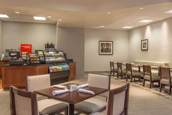 Wyndham Garden Buffalo Downtown 5